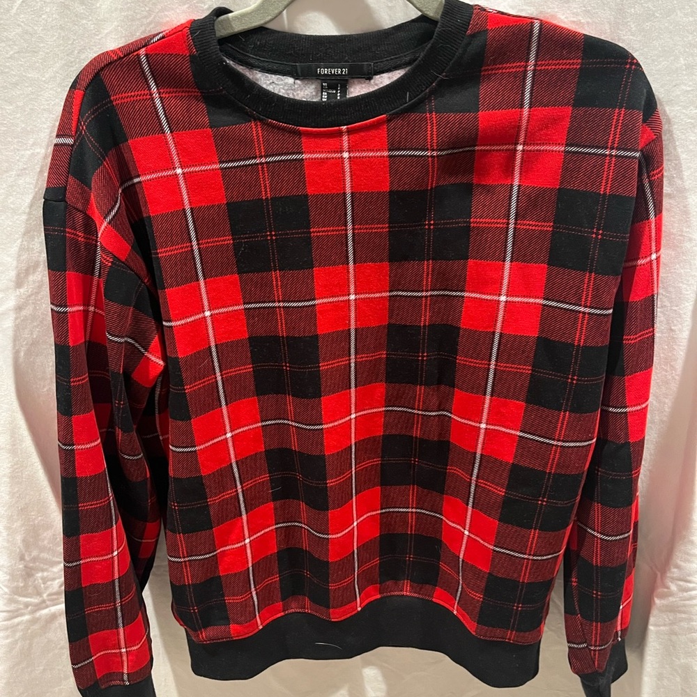 Forever 21 Red Buffalo plaid pullover shirt